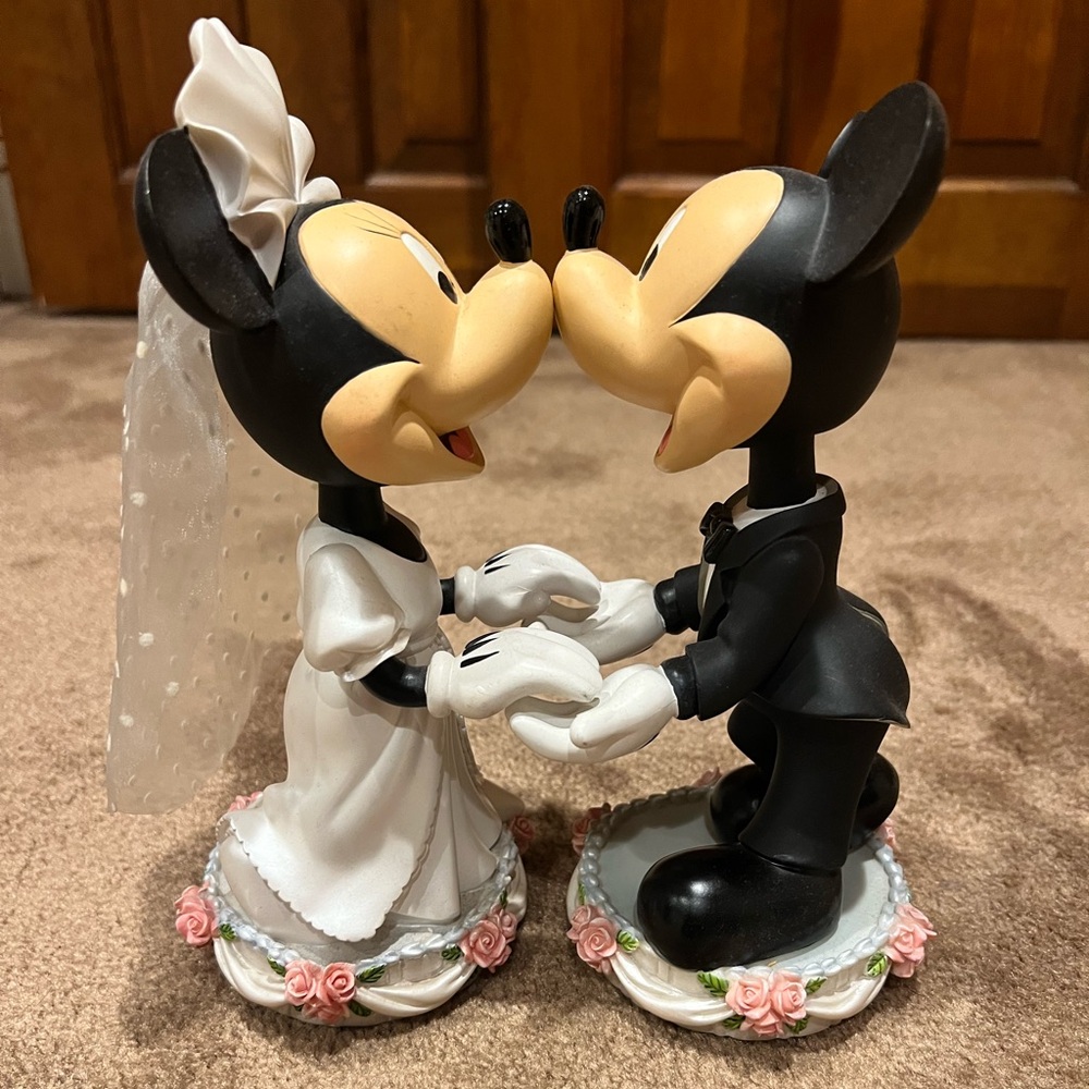 Walt Disney Mickey & Minnie Wedding Bobbleheads